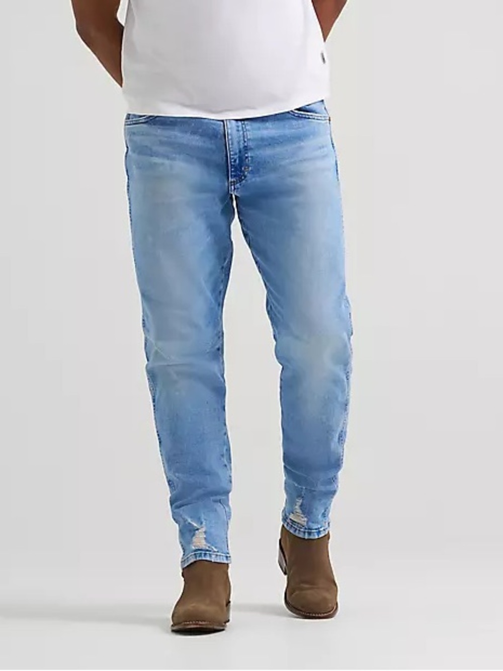 Men’s Wrangler Relaxed Taper Jean